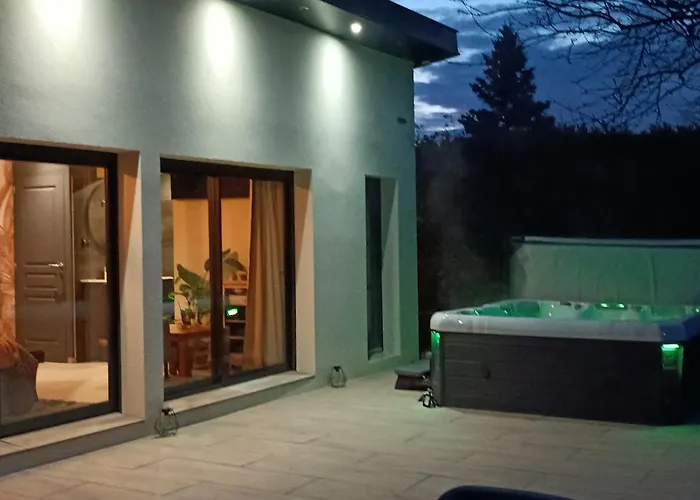 Lovebirds Prázdninový dům